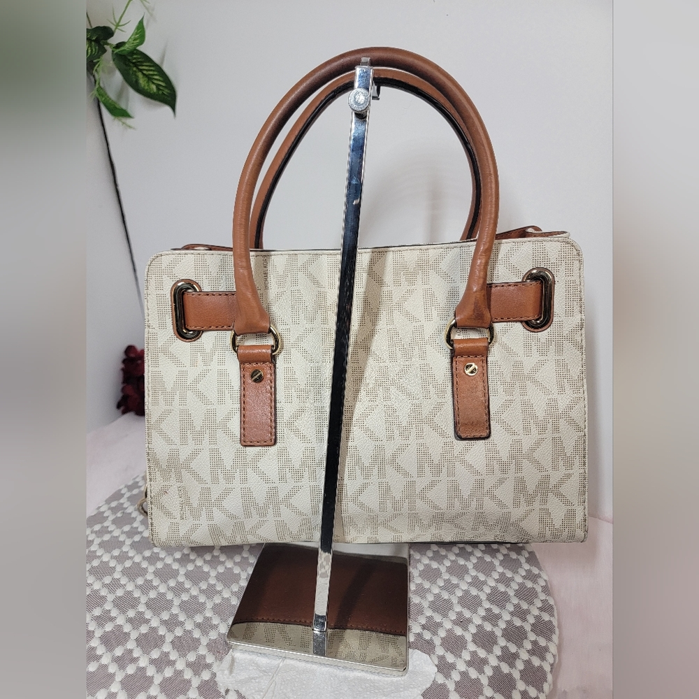 EUC Michael Kors Leather Shoulder /Crossbody bags - Picture 10 of 12